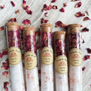 rose hug bath salt