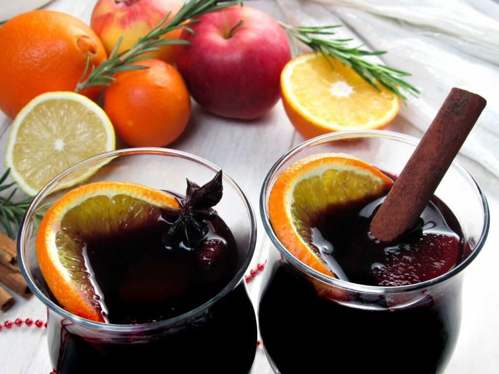 drinks, cinnamon, spices-6900222.jpg