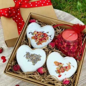 heart bath bomb gift box