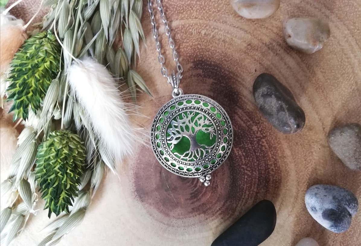Tree of Life Necklace 1 tree of life aromatherapy necklace